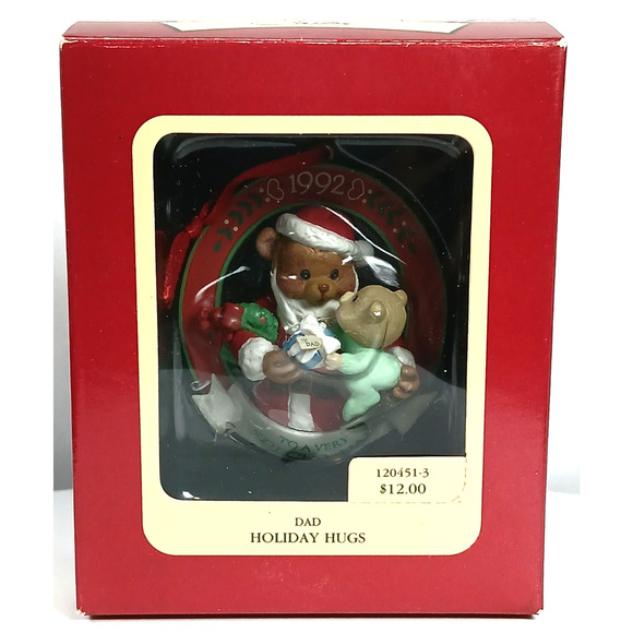 Vintage 1992 Carlton Cards Heirloom Collection Ornament~ Holiday Hugs - Picture 1 of 8